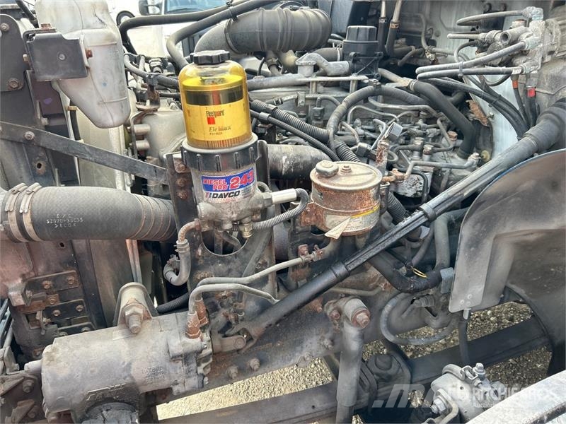 Hino 268 Фургони