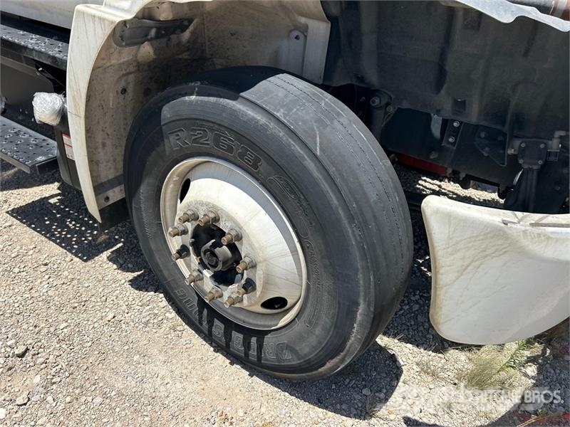 Hino 268 Camion Fourgon