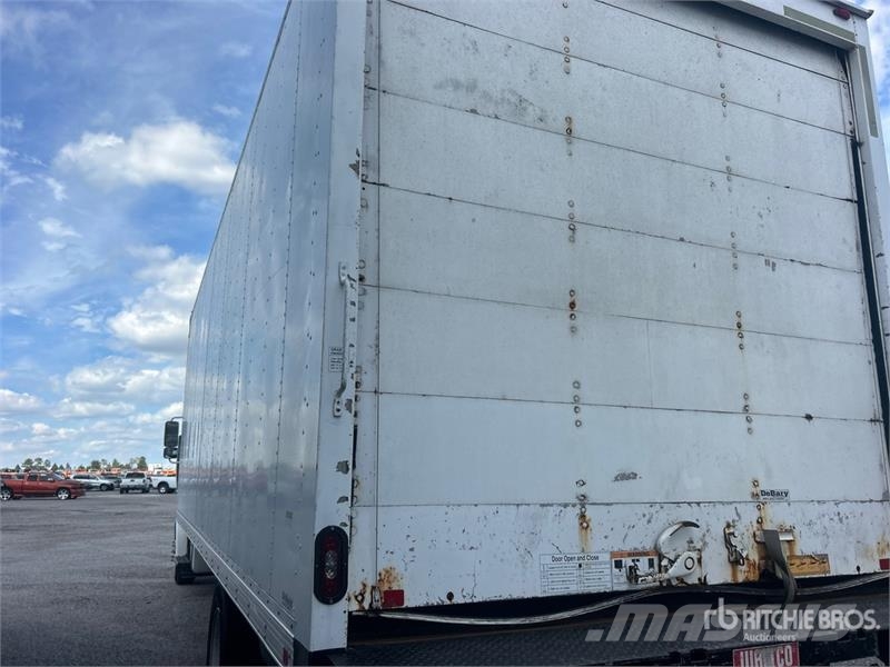 Hino 268 Camiones caja cerrada
