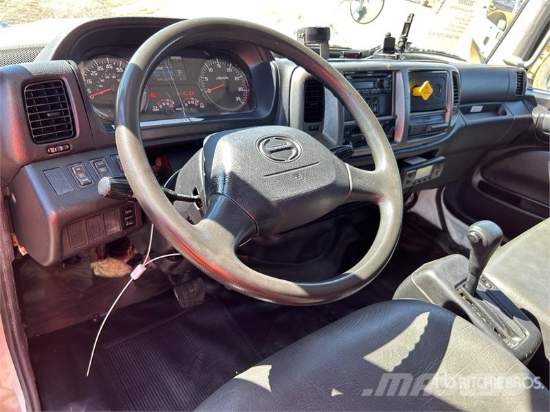 Hino 268 Külmikautod