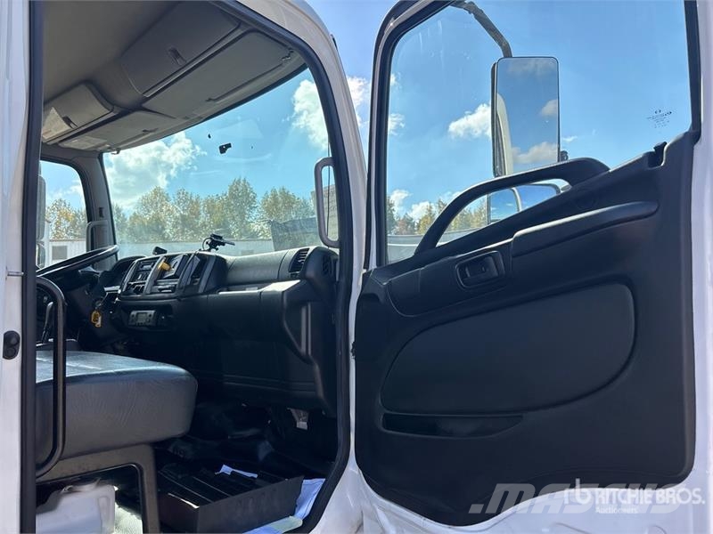 Hino 268 Temperature controlled trucks