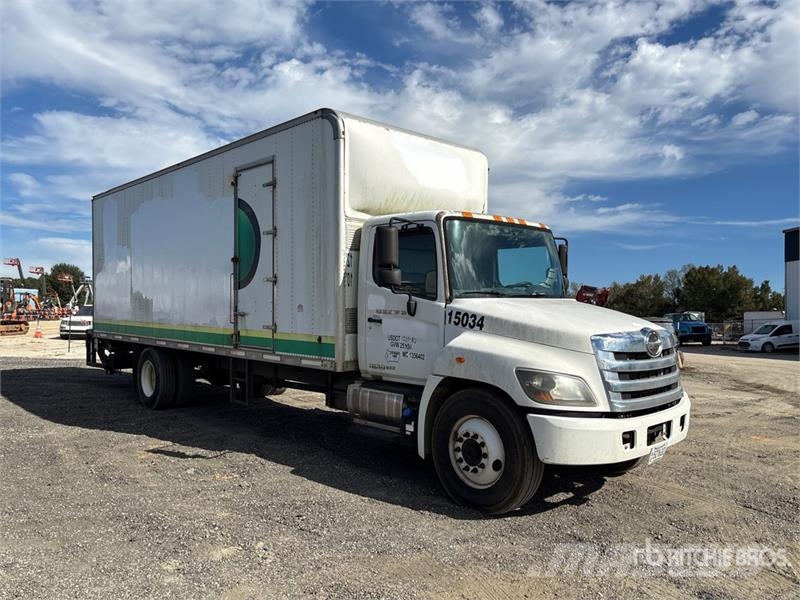 Hino 268 Furgons