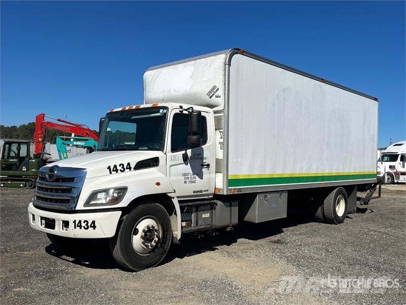 Hino 268 Furgons