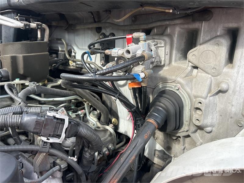 Hino 268 탑차 트럭