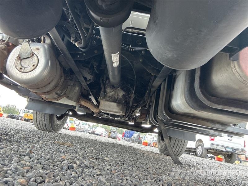 Hino 268 탑차 트럭
