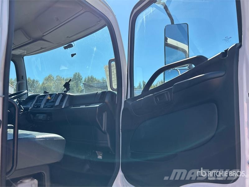 Hino 268 Рефрижератори