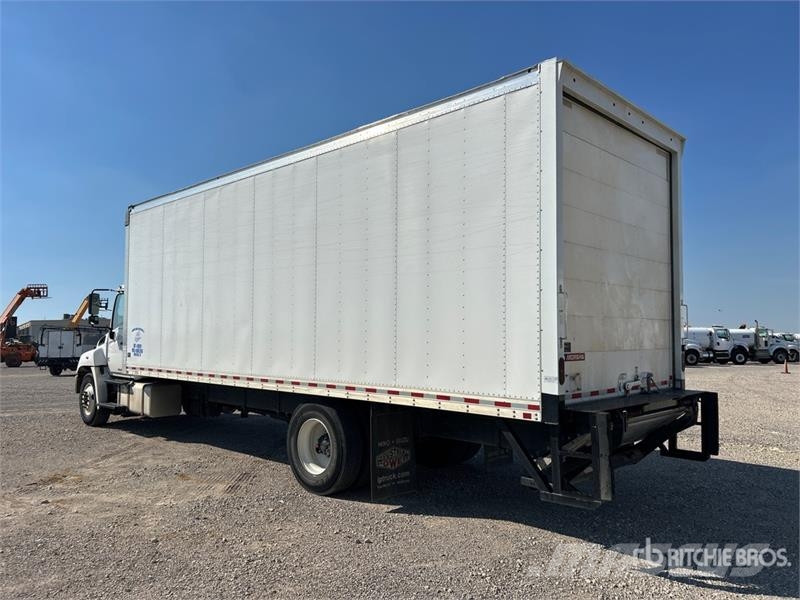 Hino 268 شاحنات ذات هيكل صندوقي