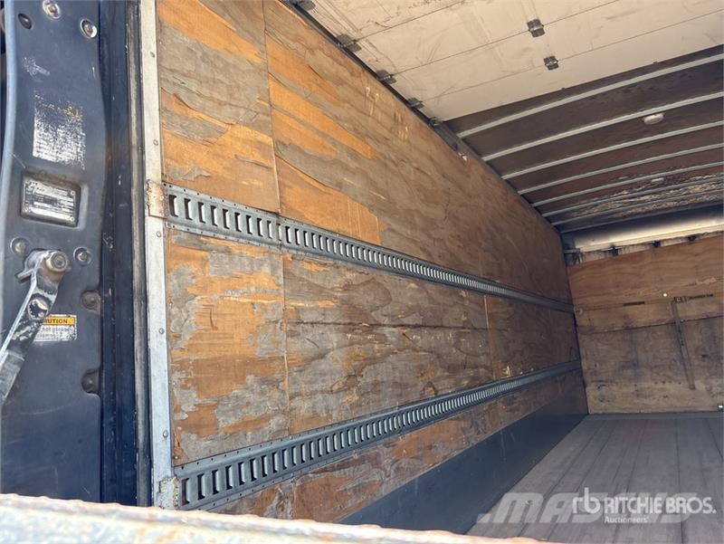 Hino 268 Camiones caja cerrada