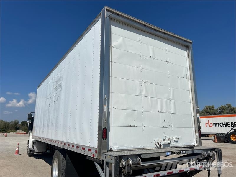 Hino 268 Camiones caja cerrada