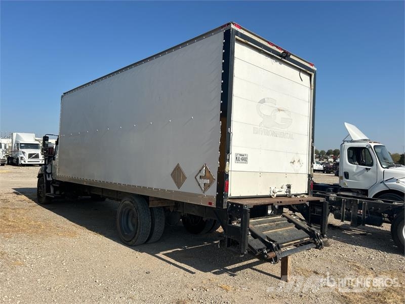 Hino 268 Dobozos teherautók