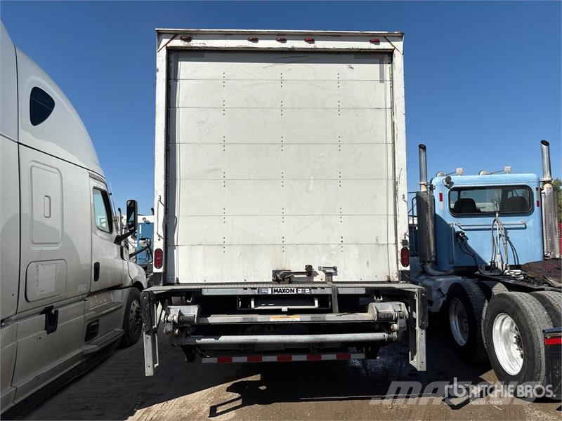 Hino 268 Camiones caja cerrada