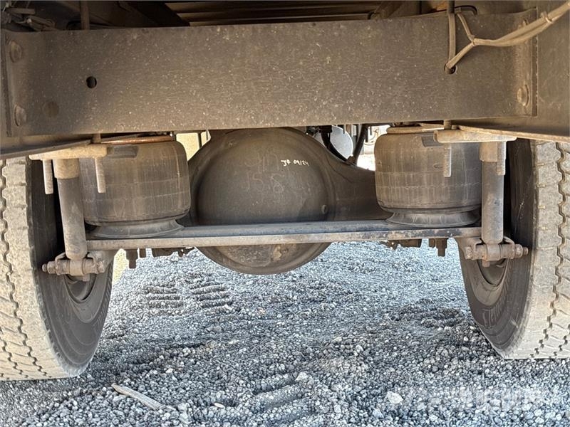 Hino 268 Kravas automašīnas - refrižeratori
