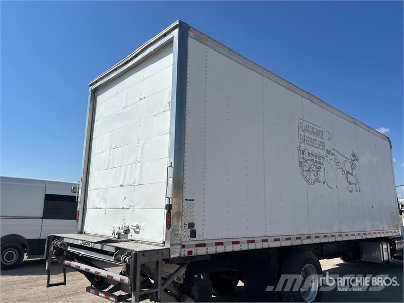 Hino 268 Camiones caja cerrada