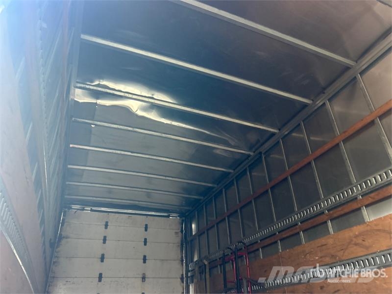 Hino 268 Camiones caja cerrada