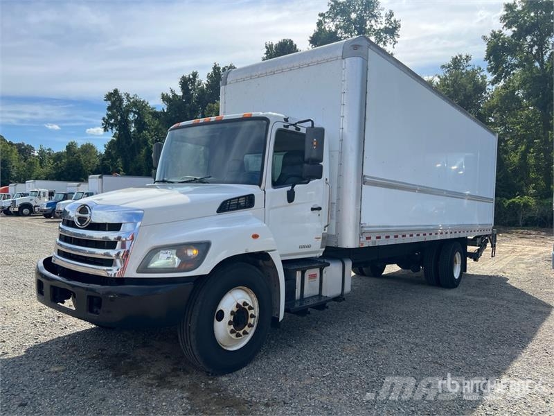 Hino 268 Camion cassonati
