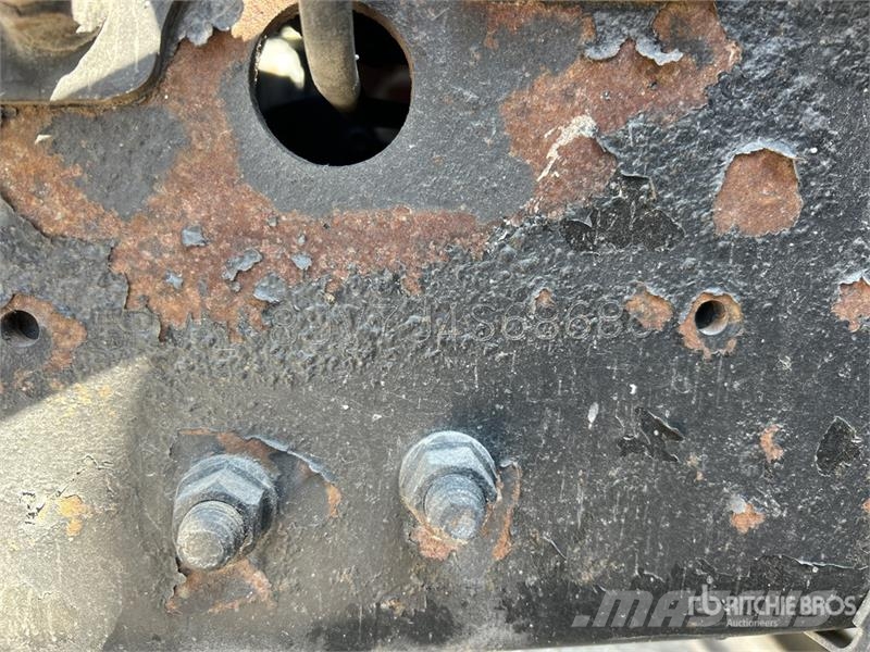 Hino 268 Camiones caja cerrada