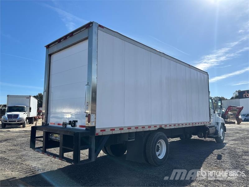 Hino 268 Kühlkoffer