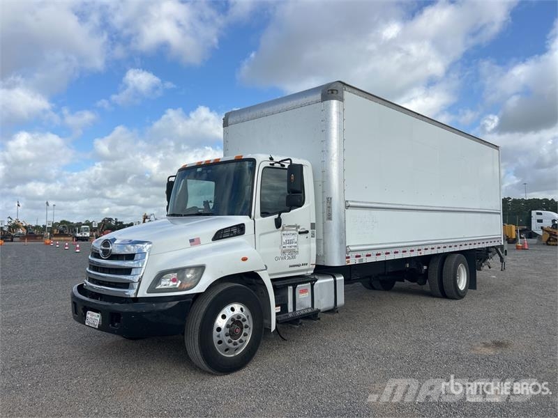 Hino 268 탑차 트럭