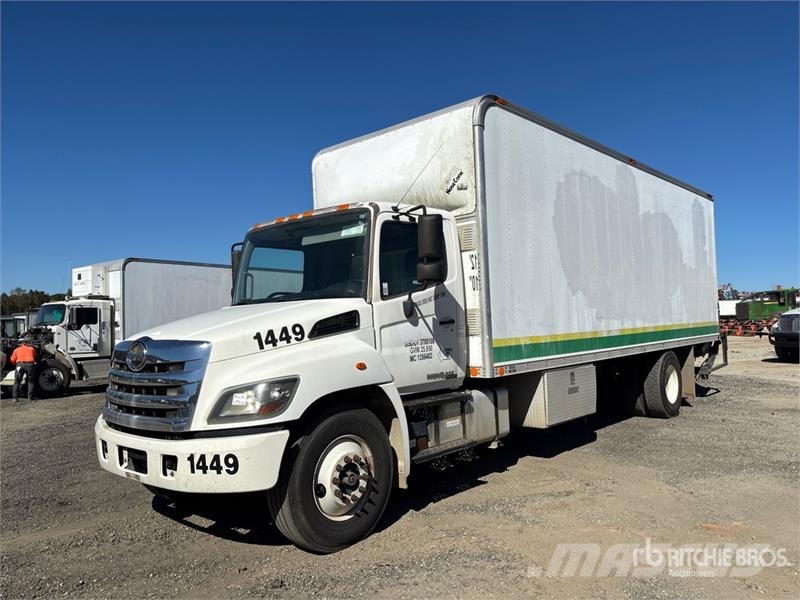Hino 268 Furgons