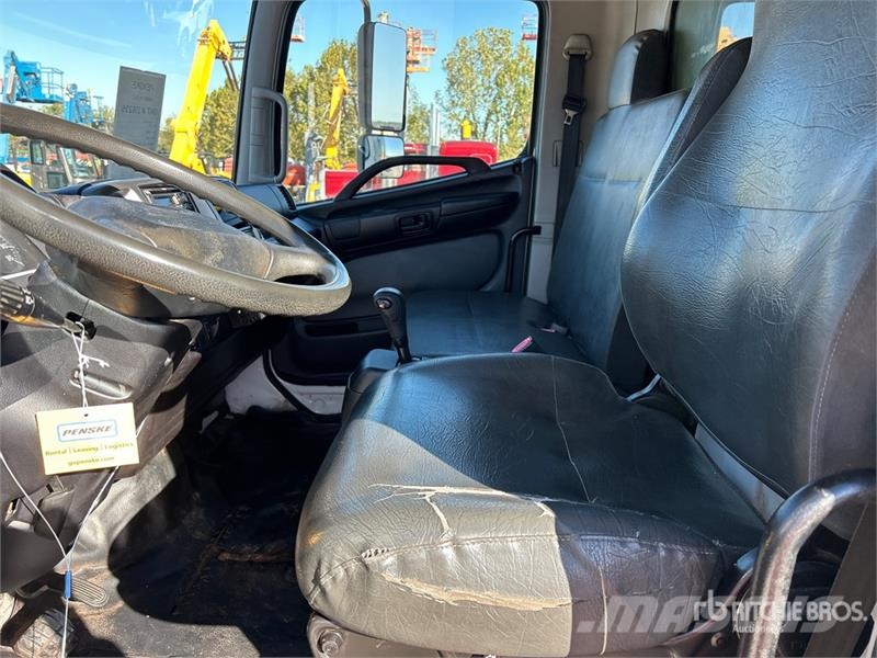 Hino 268 Kravas automašīnas - refrižeratori