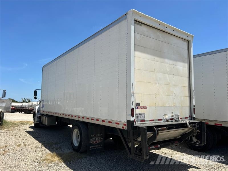 Hino 268 Camion Fourgon