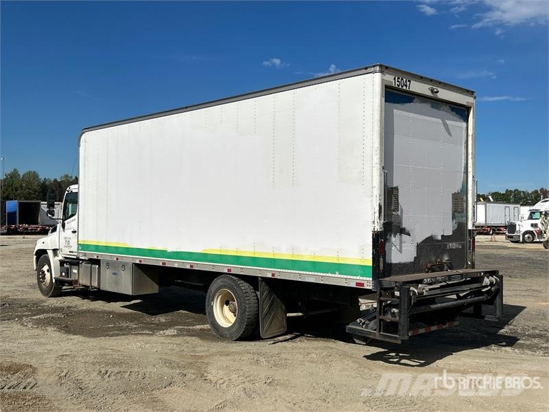Hino 268 Furgons