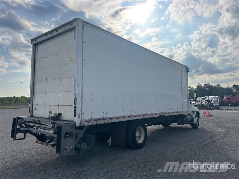 Hino 268 Dobozos teherautók