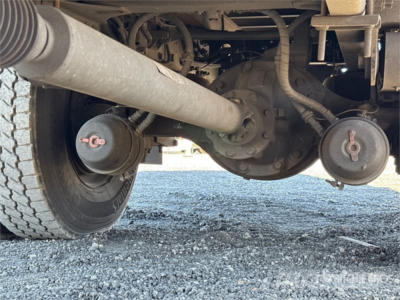 Hino 268 Kravas automašīnas - refrižeratori