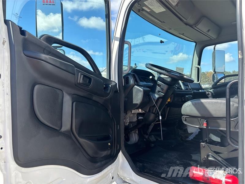 Hino 268 Temperature controlled trucks
