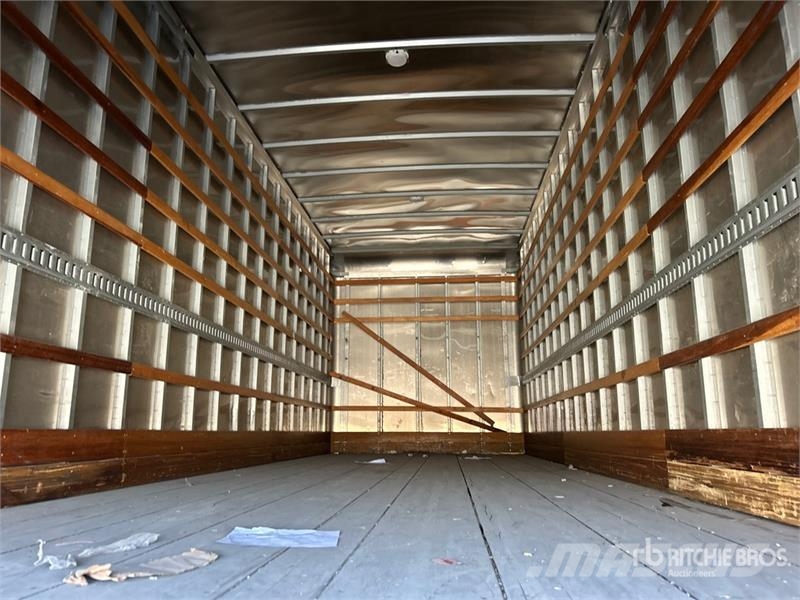 Hino 268 Bakwagens met gesloten opbouw