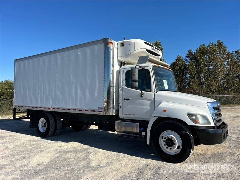 Hino 268 Kravas automašīnas - refrižeratori
