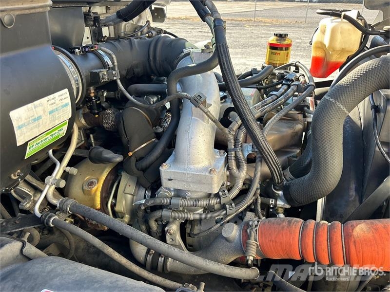 Hino 268 Kravas automašīnas - refrižeratori