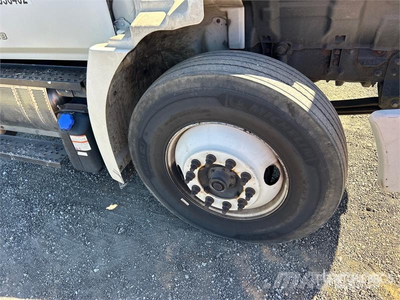 Hino 268 Furgons
