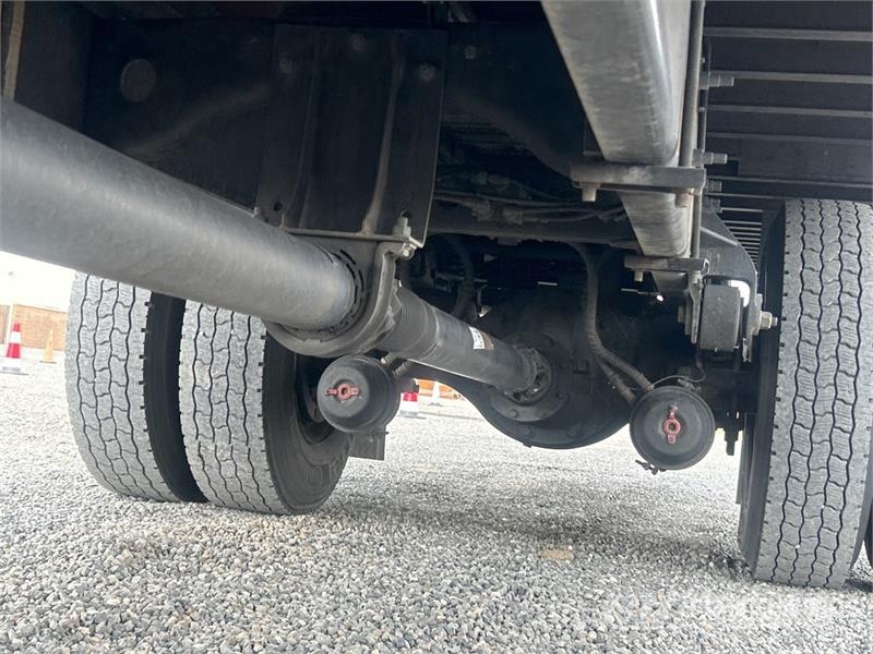 Hino 268 탑차 트럭