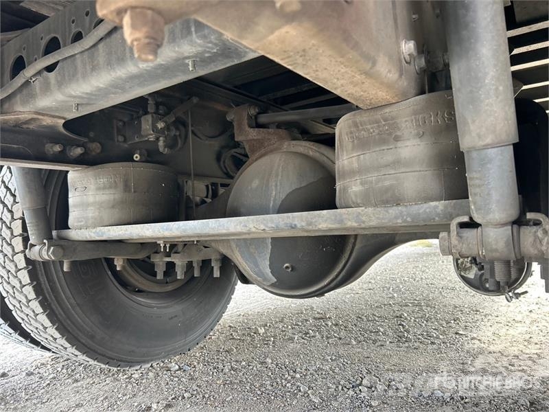 Hino 268 Фургони