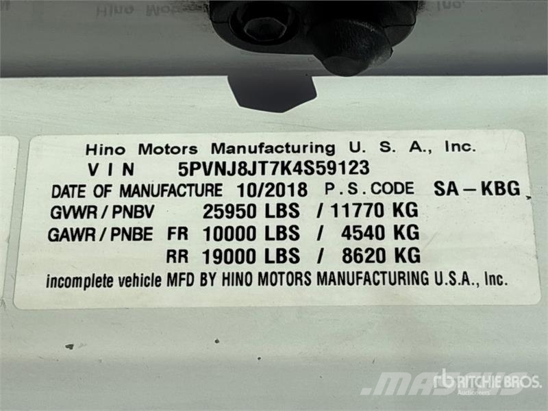 Hino 268 Kühlkoffer
