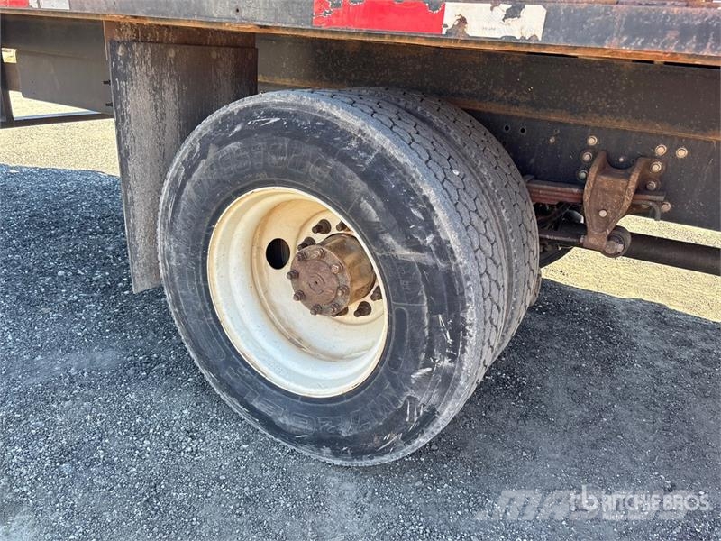 Hino 268 4x2 Flatbed Truck Tovornjaki s kesonom/platojem