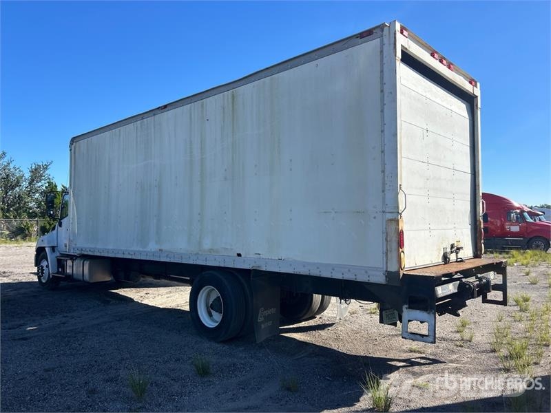 Hino 338 Camiones con caja de remolque