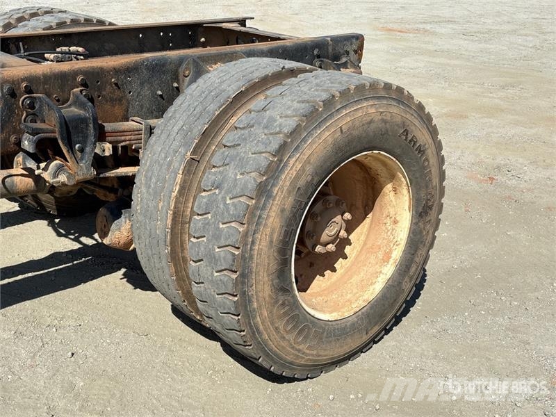 Hino 338 كابينة والداخلية