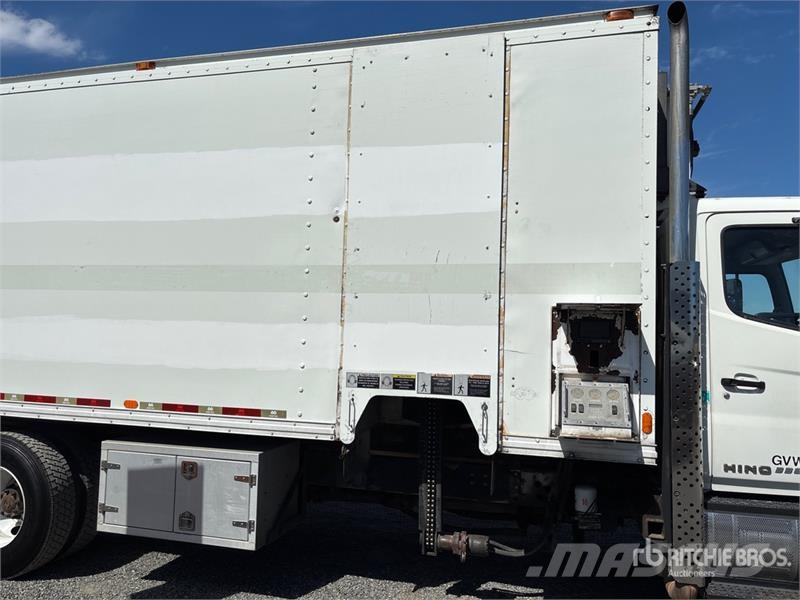 Hino 338 Citi