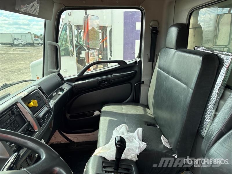 Hino 338 Kravas automašīnas - refrižeratori