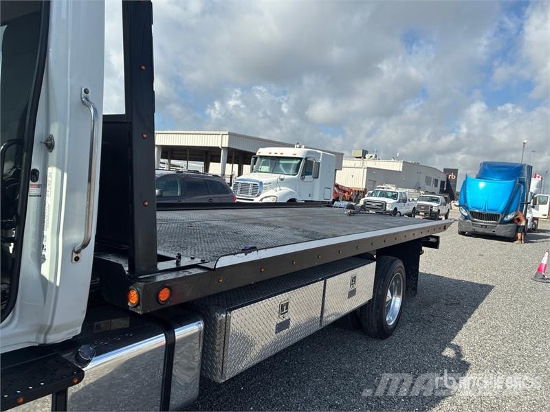 Hino 338 救援車
