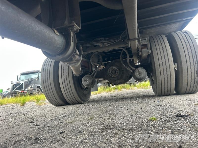 Hino 338 Camiones con caja de remolque