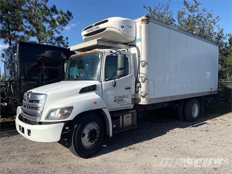 Hino 4x2 Refrigerated Truck (Inoperable) Рефрижератори