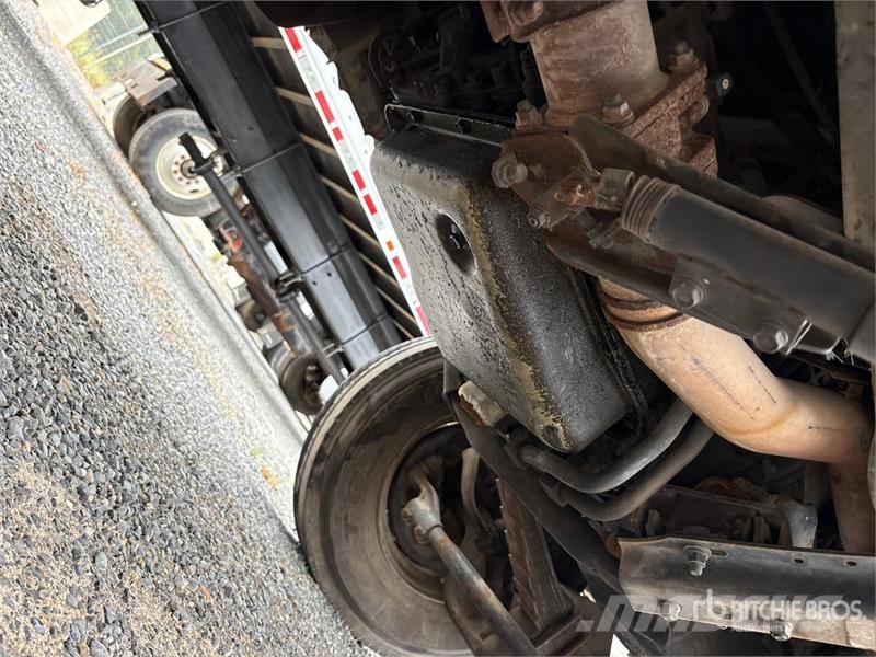 Hino FE2620 4x2 Cargo COE Extended Cab Van Truck Kapali kasa kamyonlar