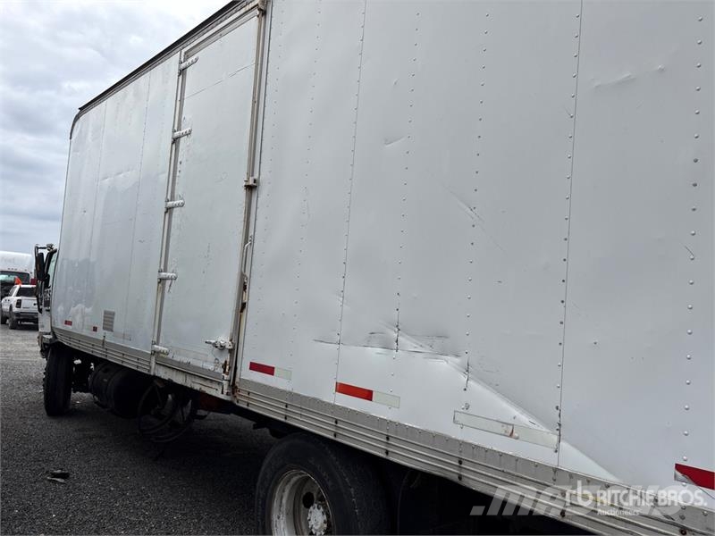 Hino FE2620 4x2 Cargo COE Extended Cab Van Truck Kapali kasa kamyonlar