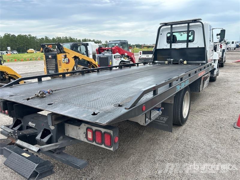 Hino L6 4x2 Rollback Truck Evakuators ar manipulatoru
