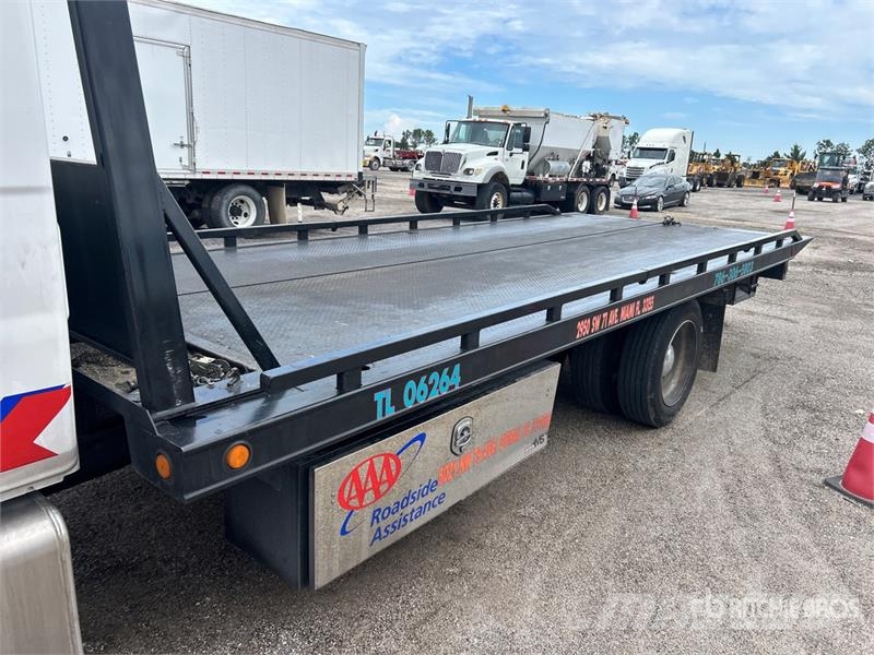 Hino L6 4x2 Rollback Truck Evakuators ar manipulatoru