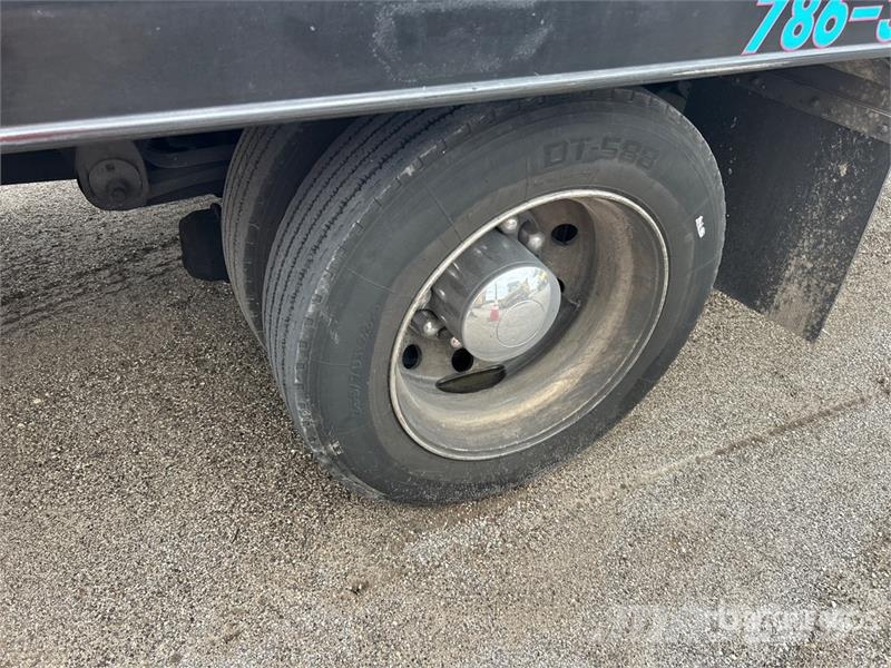 Hino L6 4x2 Rollback Truck Evakuators ar manipulatoru