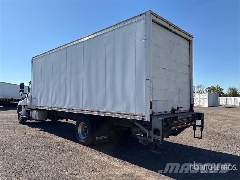 Hino L7 4x2 Van Truck Tovornjaki zabojniki